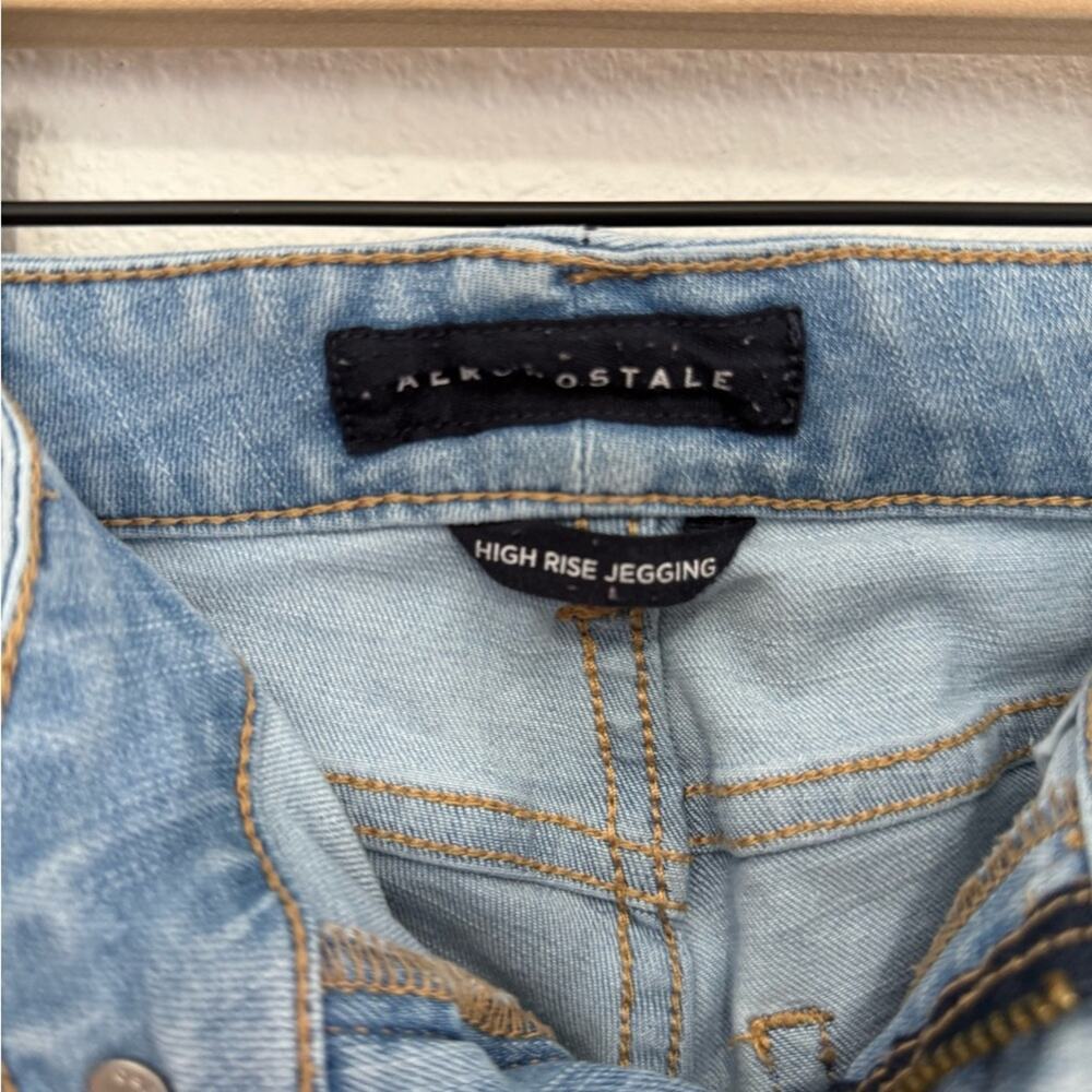 Aeropostale Women's Light Blue Skinny Distressed Jeans size 0 short - Picture 2 of 5